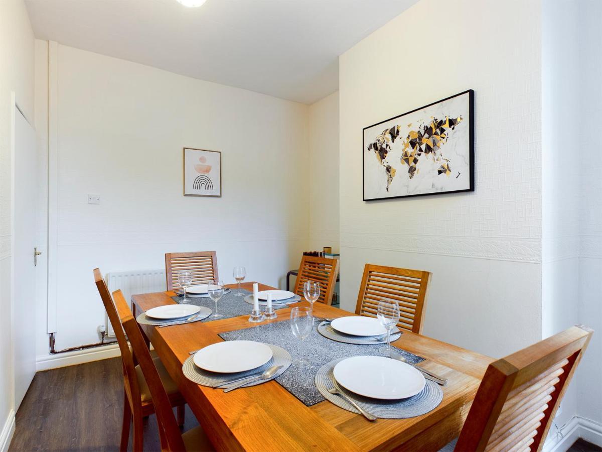 Cheerful 3 Bedroom Home With Free Parking And Wifi Chester Exterior foto